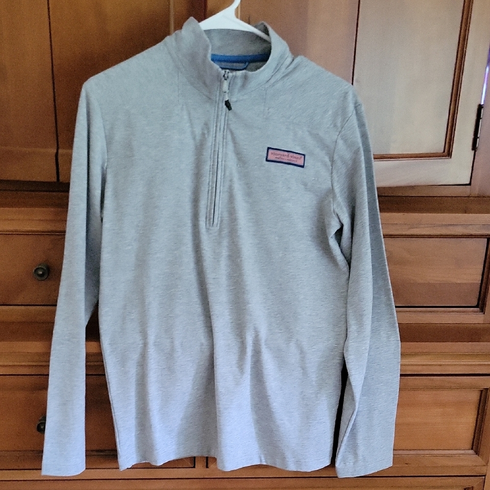 Brand New With Tags Mens Vineyard Vines Gray Quarter-Zip Sweatshirt